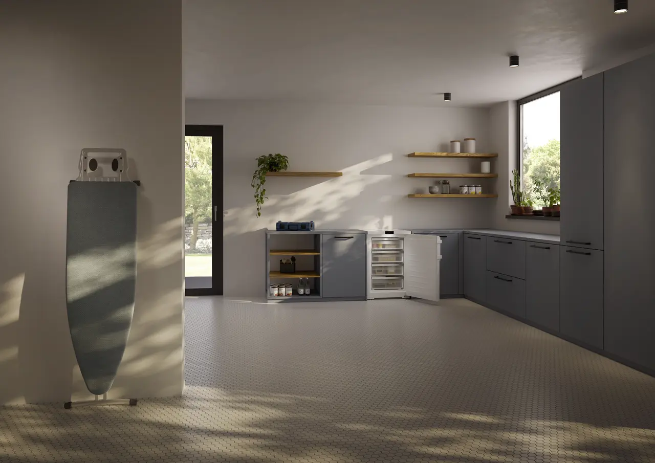 Fd 1404 Pure with lever handle Under counter freezer with